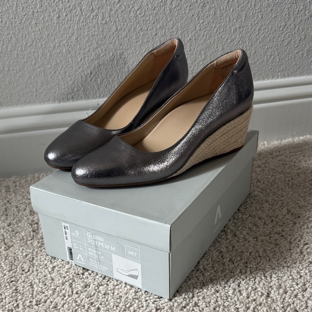 ABEO Quinn Metatarsal Pewter Wedge
